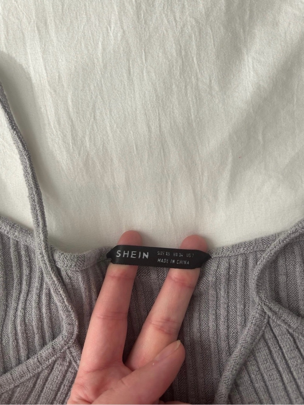 Gray Ribbed Cropped Tank Top XS - Picture 2 of 3